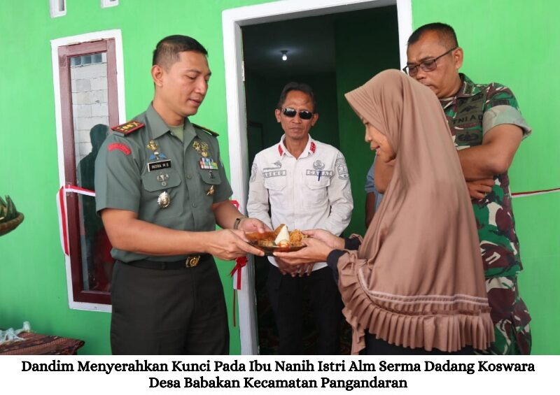 Hitam Cokelat Minimalis Fashion Magazine Cover _20240829_094650_0000