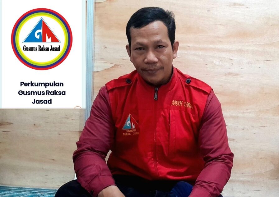 Krem dan Cokelat Ilustrasi Poster Festival Pagelaran Wayang Kulit_20250727_003016_0000